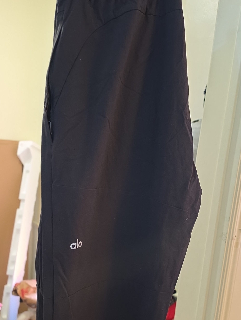 ALO Yoga Men’s Black Performance Pants